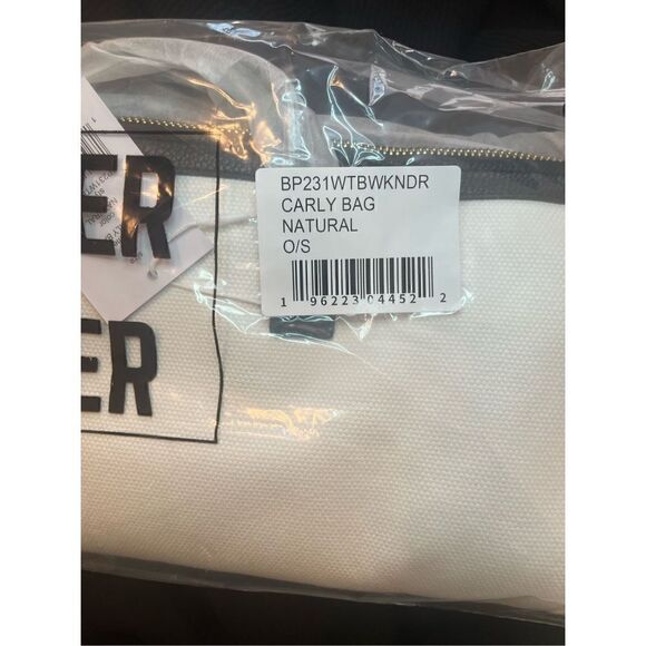 Walter Baker CARLY BAG Classic Canvas and Vegan Leather Tote - NEW - Picture 7 of 9